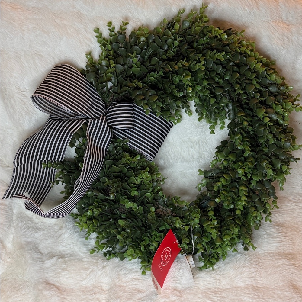 Large Light-Up Door Wreath – Brand New